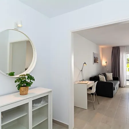 Palmeras - Pool & Terrace - Next To Apartment