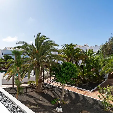 Palmeras - Pool & Terrace - Next To Apartment